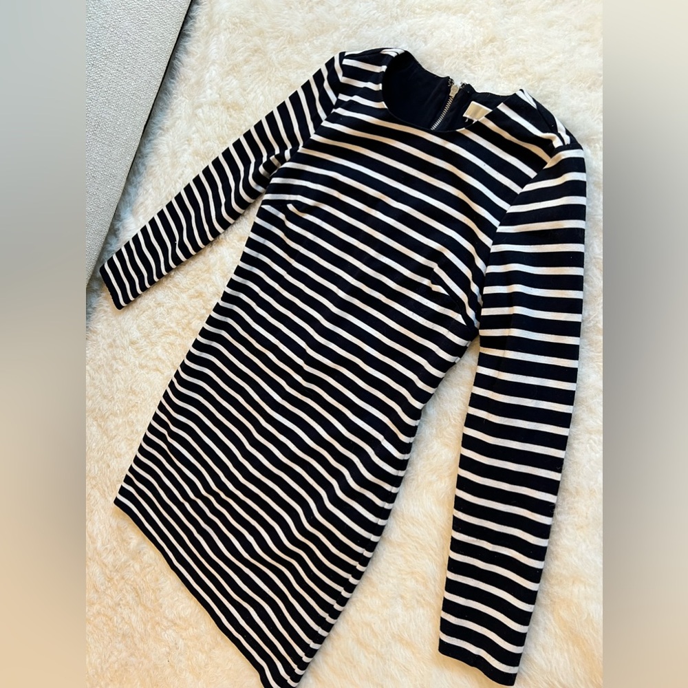 Size small navy and white Michael Kors dress